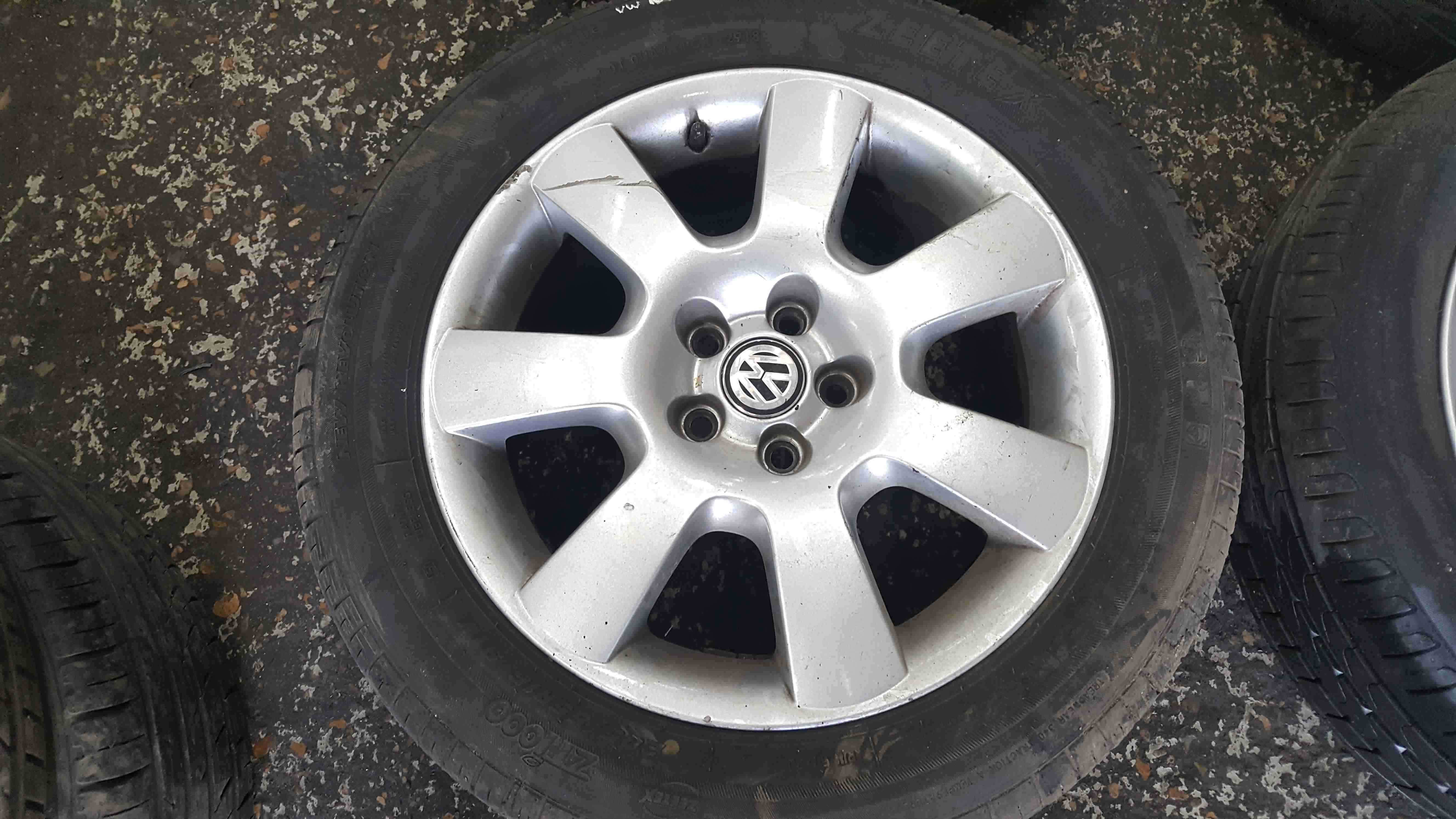 Volkswagen Beetle Alloy Wheels Set X Inch C H