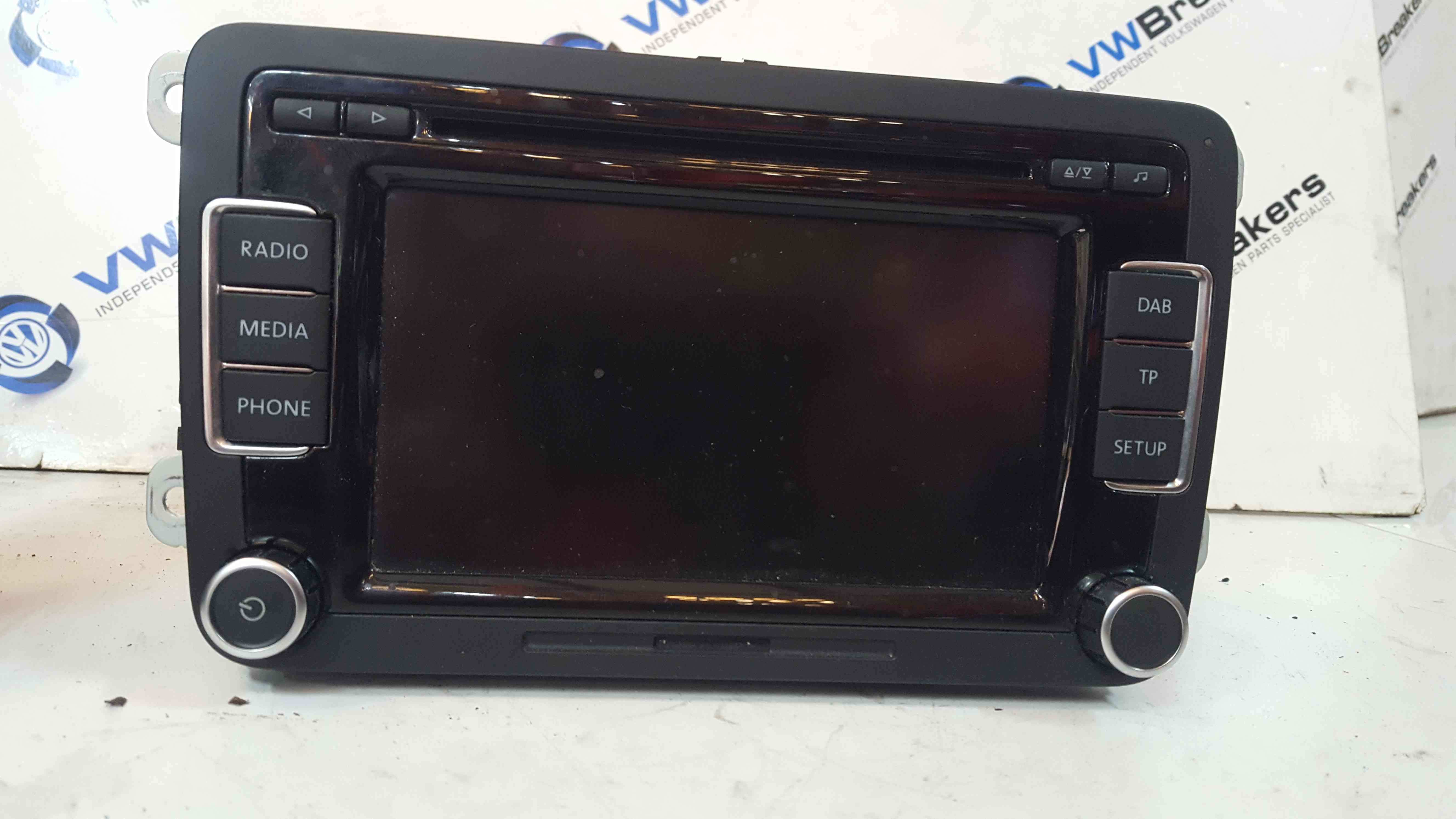 Volkswagen Golf MK6 2009-2012 Cd Player Radio Head Unit 3C8035195g - Store  - Used Volkswagen Parts UK - Volkswagen Breakers