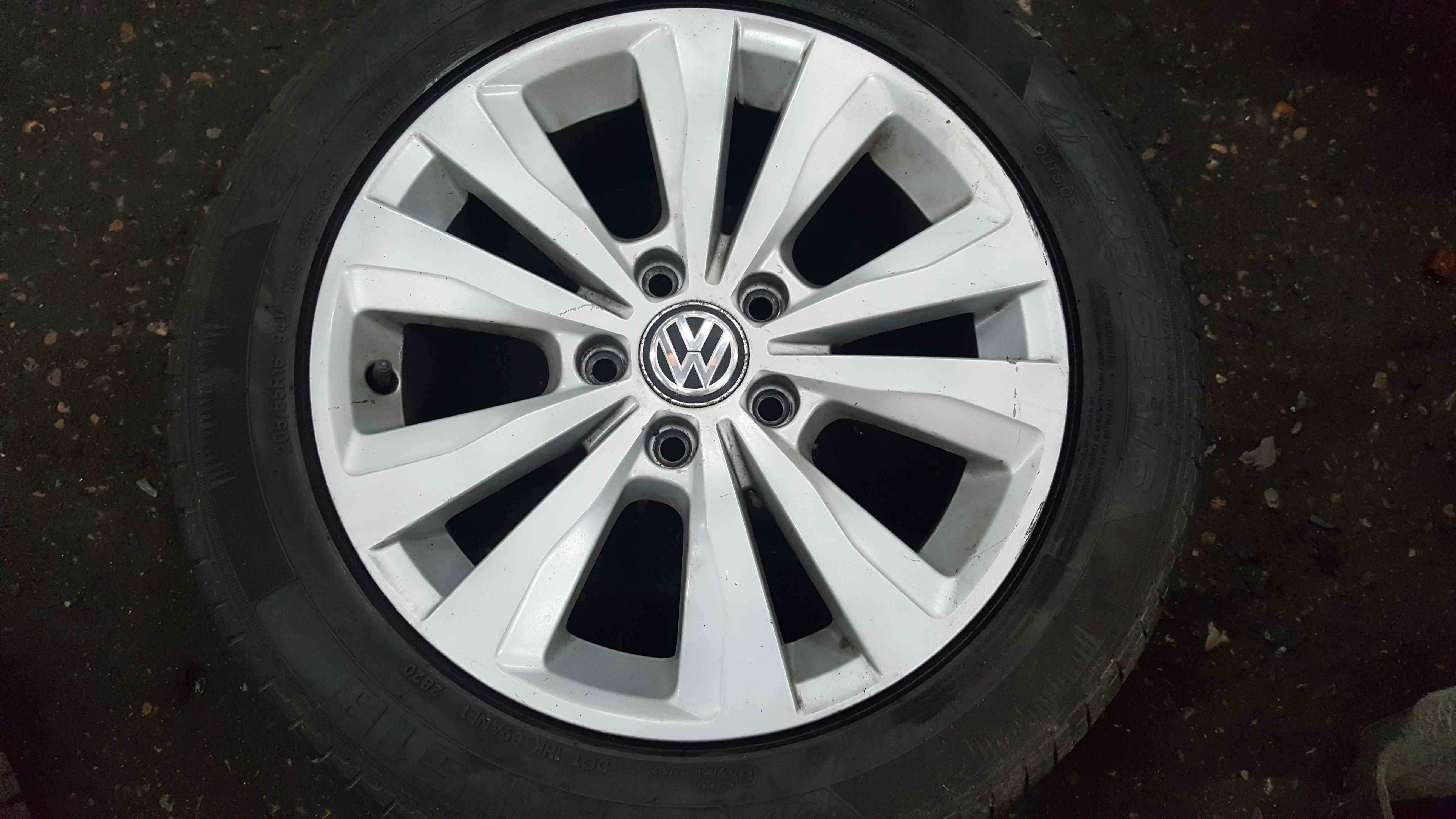 Volkswagen Golf MK7 2012-2017 Alloy Wheel Toronto Alloy Wheel 45 5Mm ...