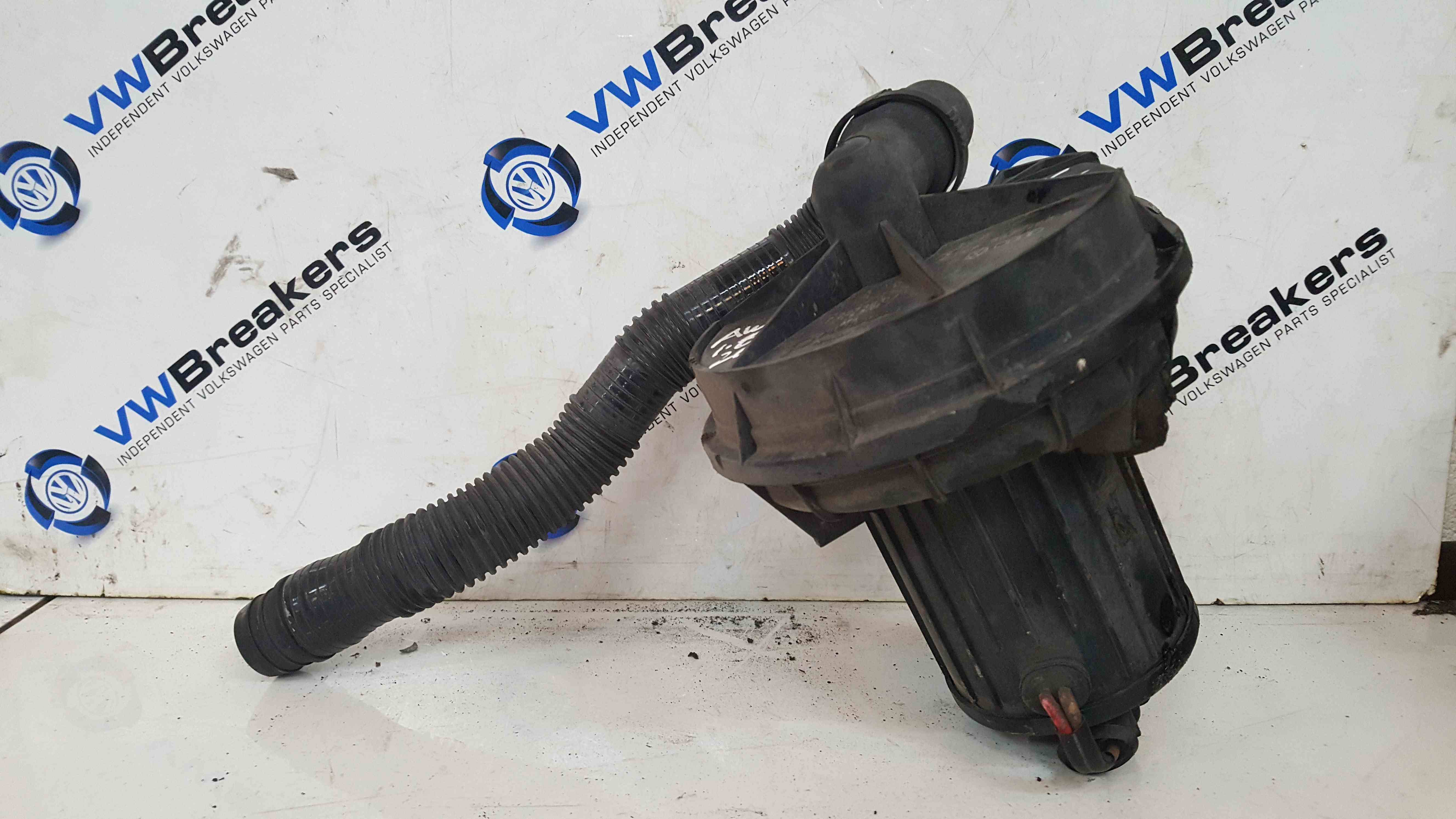 Volkswagen Passat B5.5 20012005 18T Secondary AIR Smog Pump 3B0906613 Store Used Volkswagen