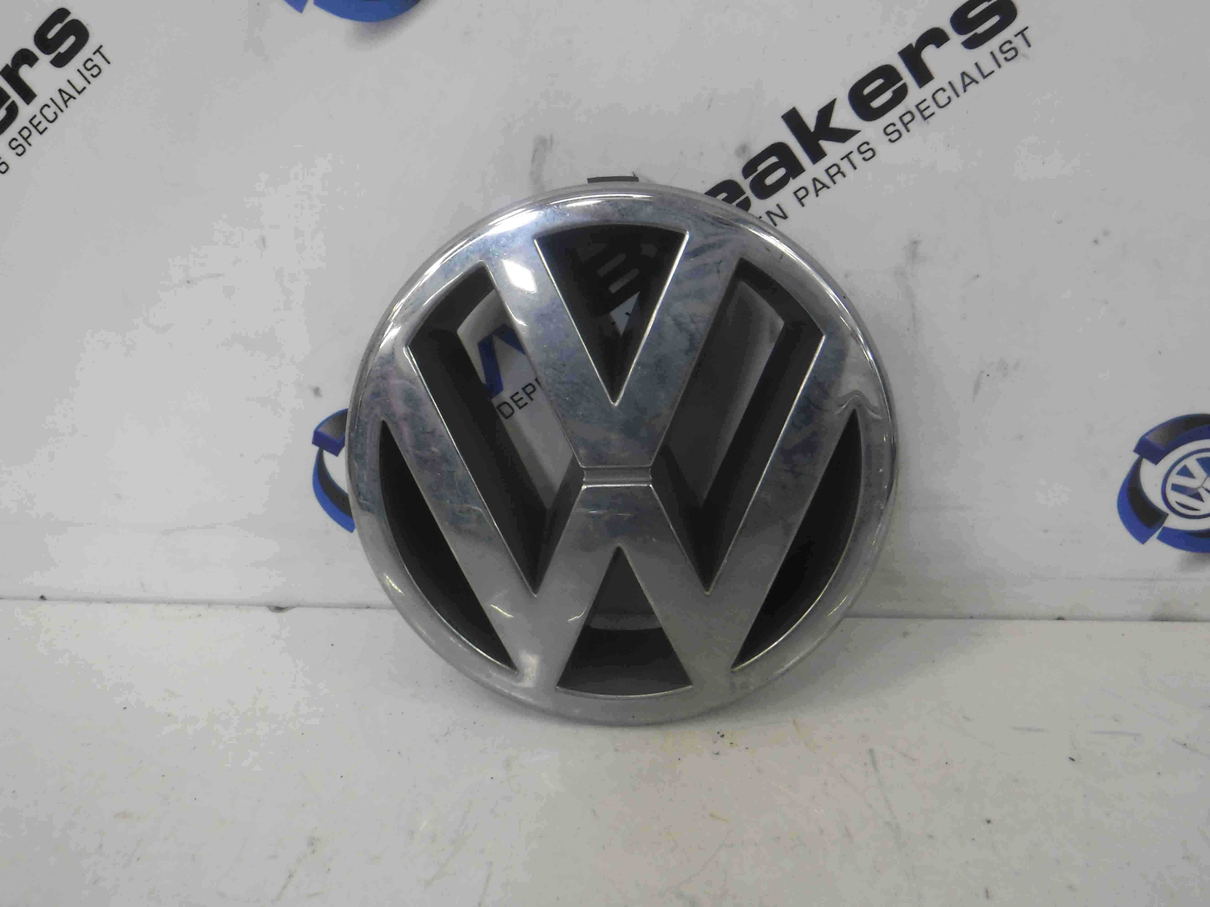 Vw caddy online badge