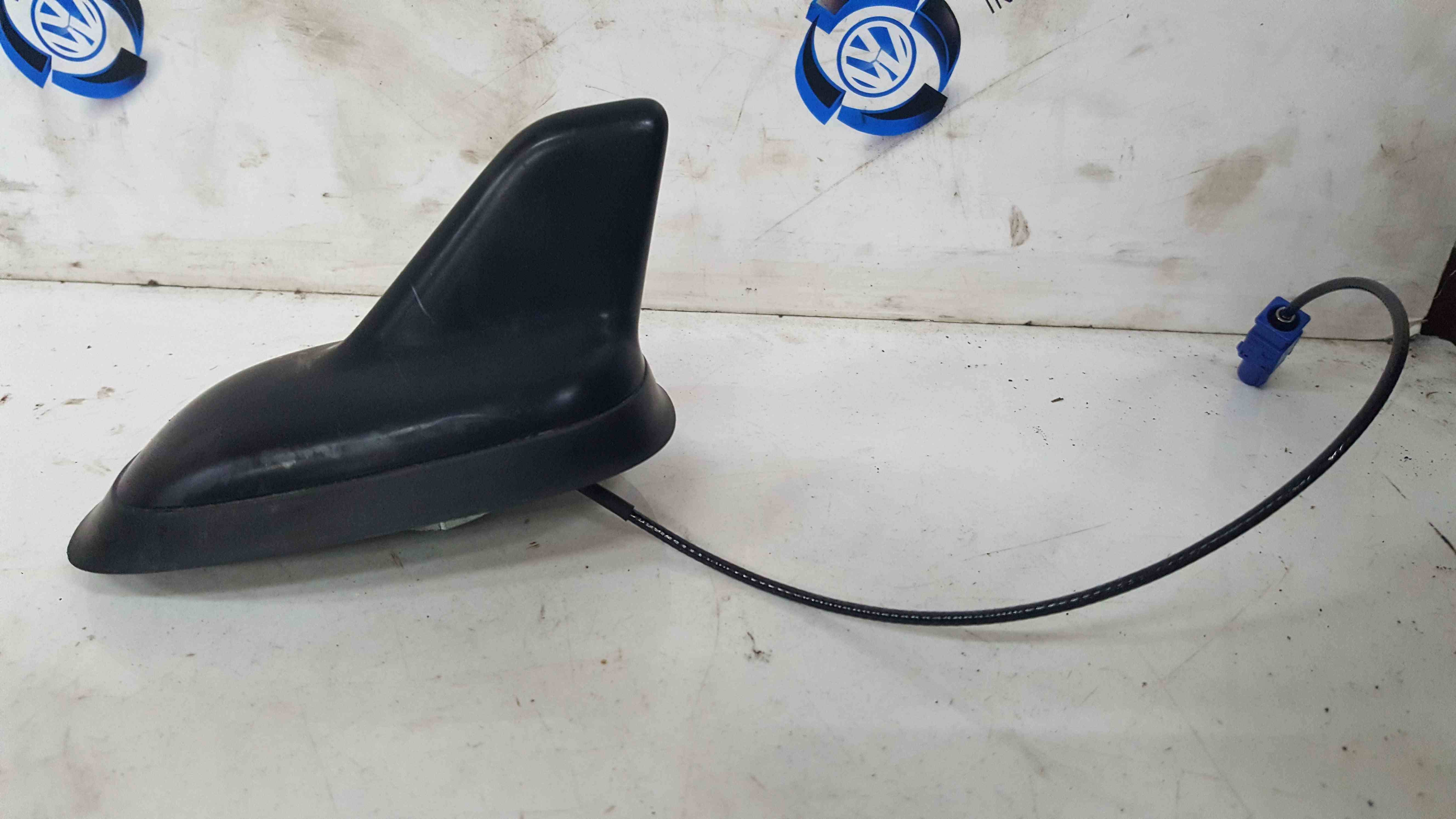 Volkswagen Passat B7 2010-2015 Shark FIN Radio Antenna Aerial Ariel ...